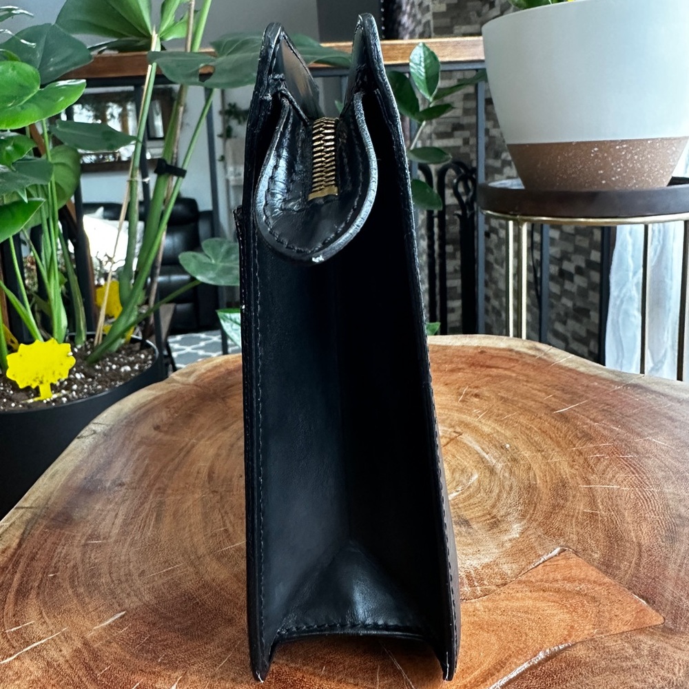 Authentic Louis Vuitton Epi Clutch Black SR0927 - Picture 6 of 13